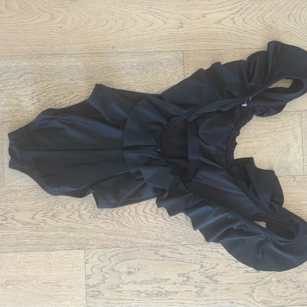 J.Crew ruffle one piece swimsuit black size 6